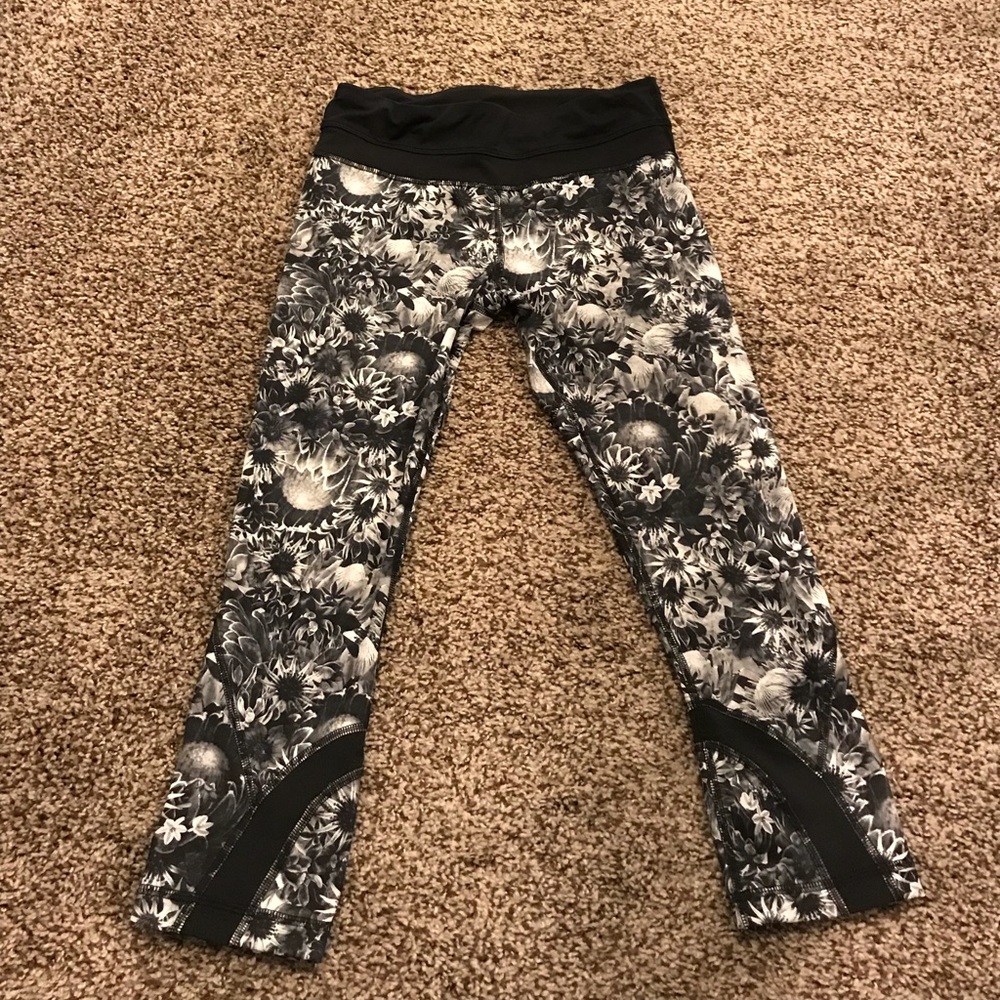 Lululemon Capris